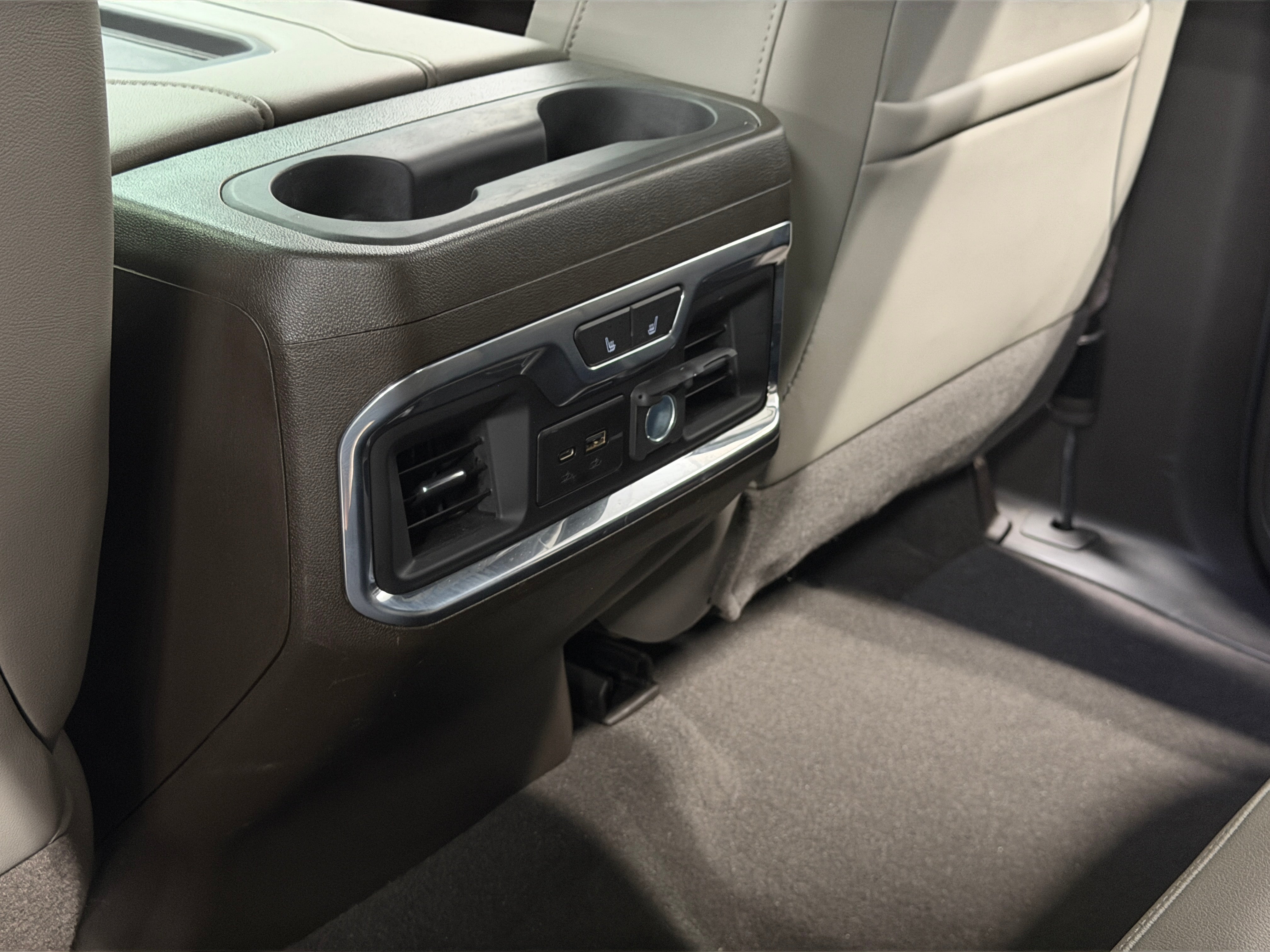 gmc sierra 1500 2020 1GTU9DET1LZ287088 image gmc sierra 1500 2020 1GTU9DET1LZ287088 image